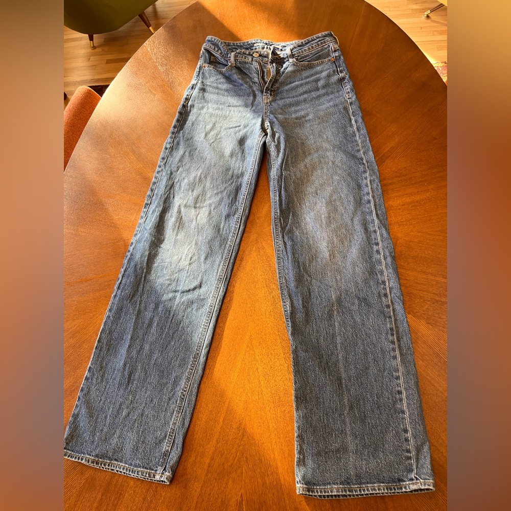 Old Navy size 6 tall Sky High Wide Jeans